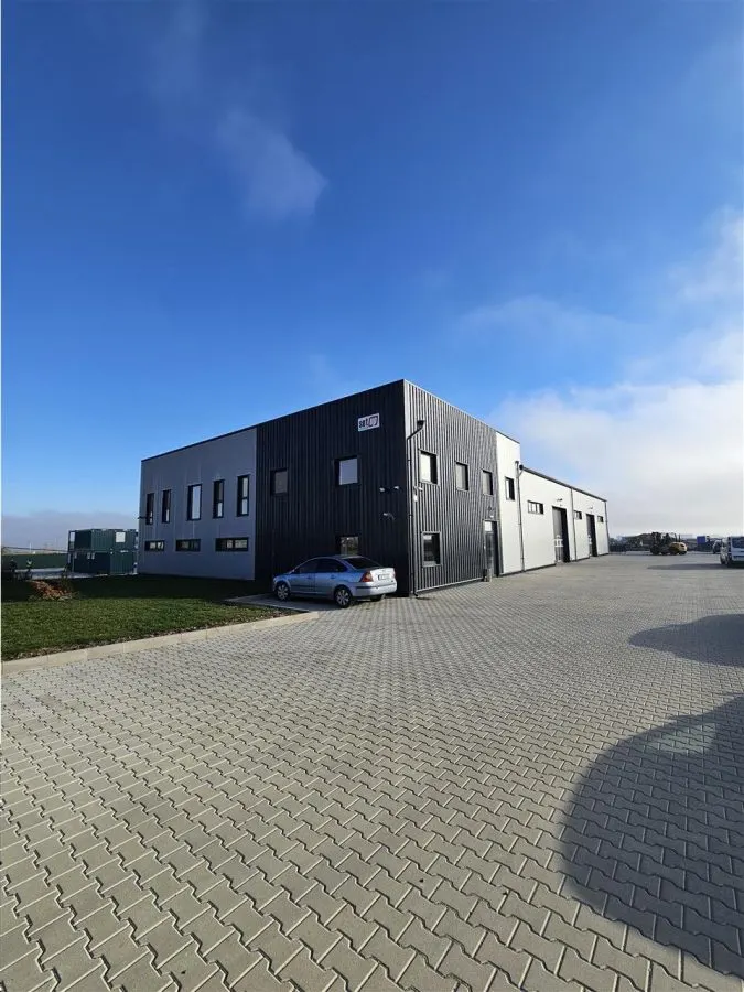 Spatiu Industrial - 1066 mp - Productie - Depozitare - Distributie - foto 1