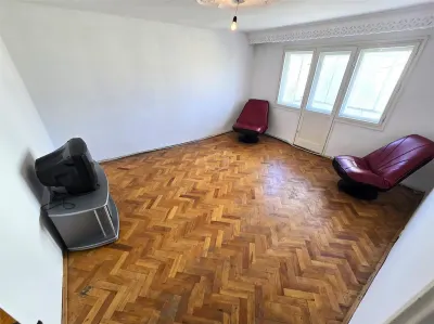Video | Apartament decomandat 3 camere | Strada Sanatati | Micro 16 - foto 2