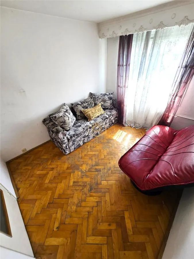 Video | Apartament decomandat 3 camere | Strada Sanatati | Micro 16 - foto 5