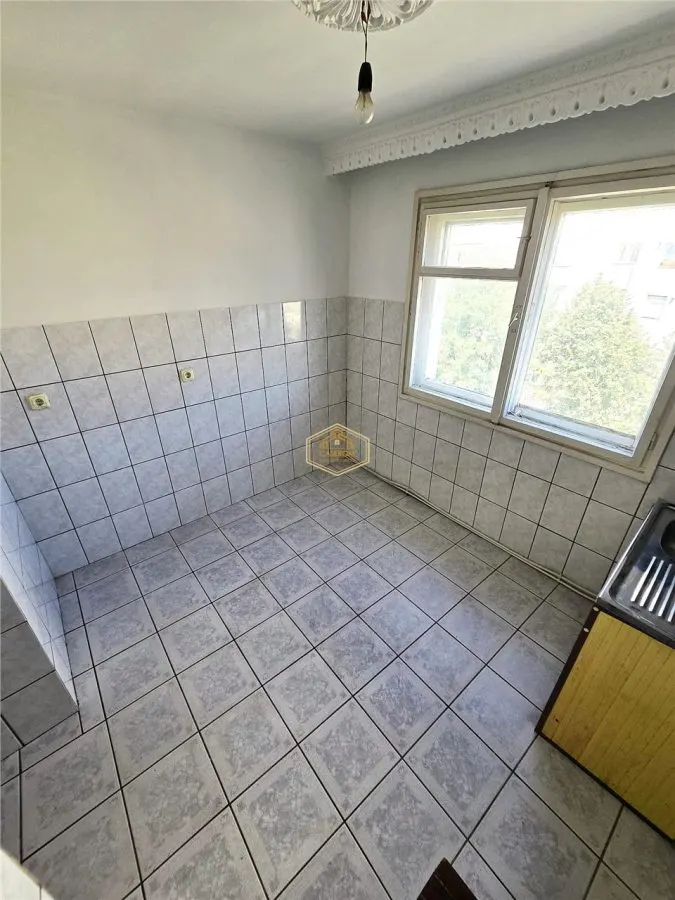 Video | Apartament decomandat 3 camere | Strada Sanatati | Micro 16 - foto 8