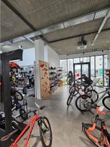Comercial la Parter - 180 mp - langa Shopping City Sibiu - Selimbar