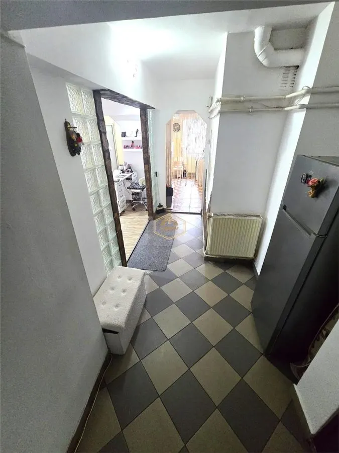 Apartament 3 camere | Complet mobilat si utilat | Strada Careiului - foto 11
