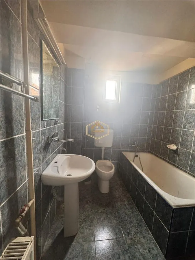 Motel 16 camere + Restaurant | 560 mp desfasurati si 608 mp teren - foto 15