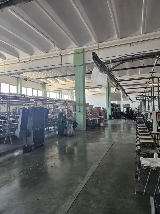 Spatiu Industrial - 3000 mp - Productie - Depozitare - Office - foto 1