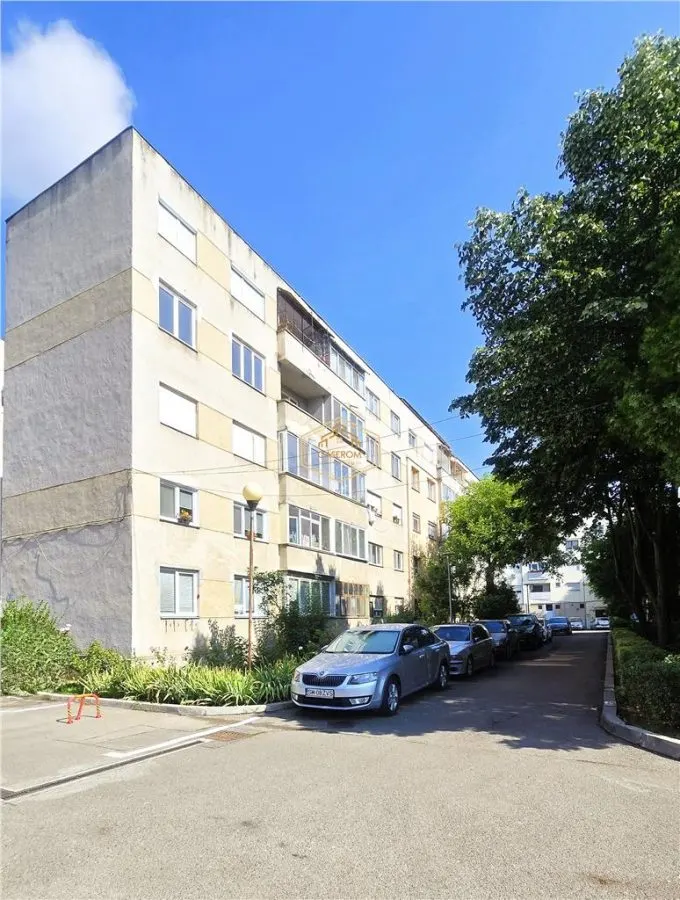 Apartament cu 3 camere + sufragerie | Centru, Calea Traian - foto 1