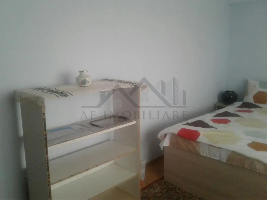 Apartament 3 camere zona Bulevard Independentei - foto 4