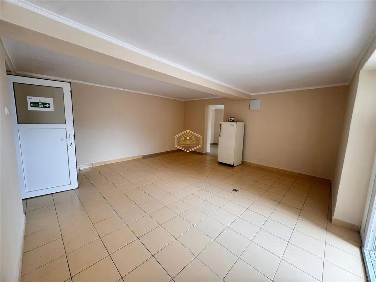 Spatiu versatil - 280 mp in Centru | Parcare in curte | Birouri, Servicii - foto 16