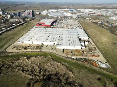Spatii Industriale - 9000 mp - Productie - Depozitare - Distributie - foto 3