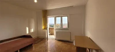 Carpati II: Apartament spatios cu 3 camere | Locuinta de familie - Satu Mare