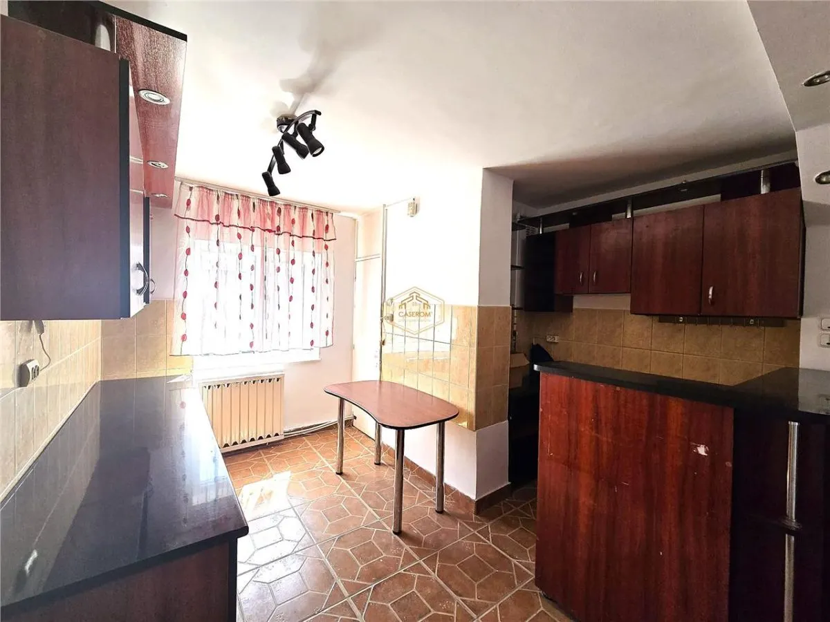 Apartament cu 3 camere decomandat | Independentei UH 29 | 69 MP - foto 7