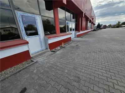 Spatiu Comercial - 900 mp - Showroom - Depozitare - foto 12