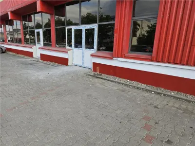 Spatiu Comercial - 900 mp - Showroom - Depozitare - foto 6