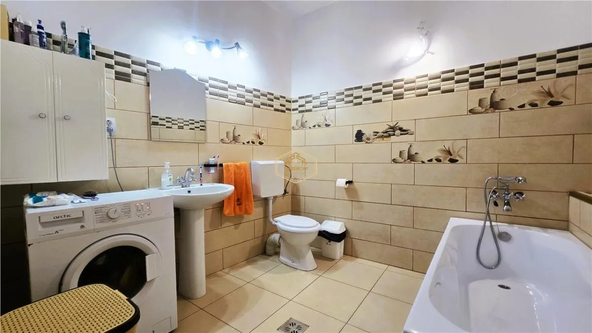 VIDEO | PIATA 14 MAI | CASA MULTIFUNCTIONALA | 3 APARTAMENTE + SPATIU COMERCIAL - foto 15