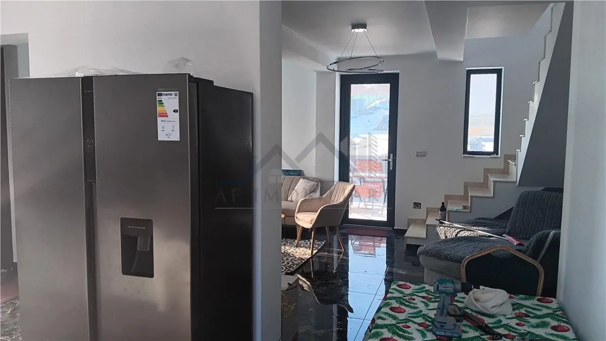 Valea Lupului str Academiei Vila P+E 5cam Teren 515mp constructie noua - foto 3