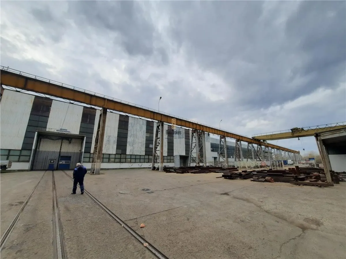 Spatiu Industrial, Clasa B, 5000 mp, Craiova - foto 1