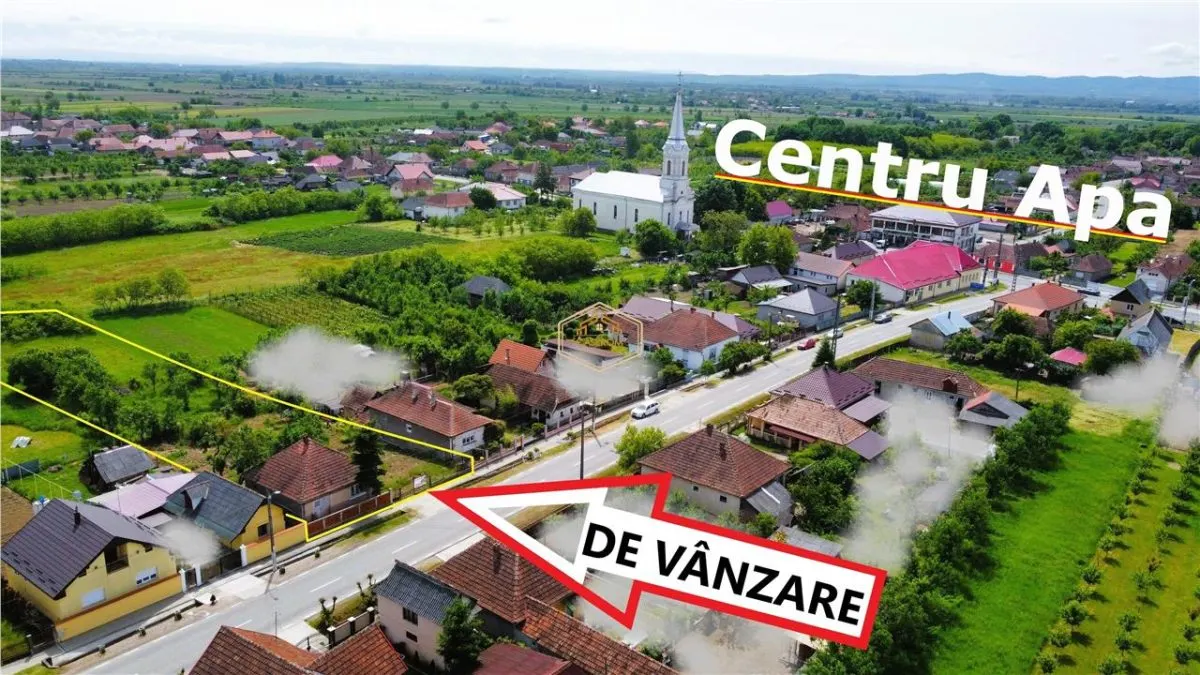 Casa cu teren intravilan de 2.211 mp | Centru, comuna Apa - foto 1