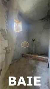 Casa cu teren intravilan de 2.211 mp | Centru, comuna Apa - foto 16