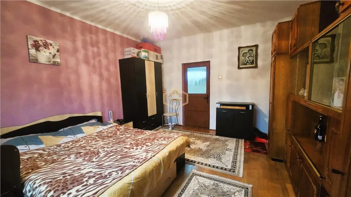 VIDEO | Casa cu teren generos si deschidere la 3 strazi | 10 minute de Satu Mare - foto 11