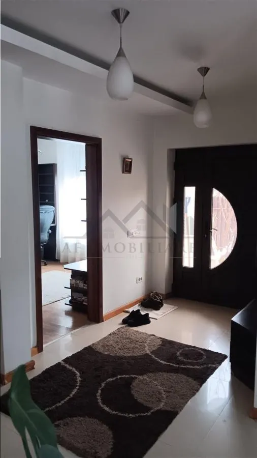 Valea Lupului str Nufarului Vila P+E SU=188mp teren 300mp sau 800mp - foto 4