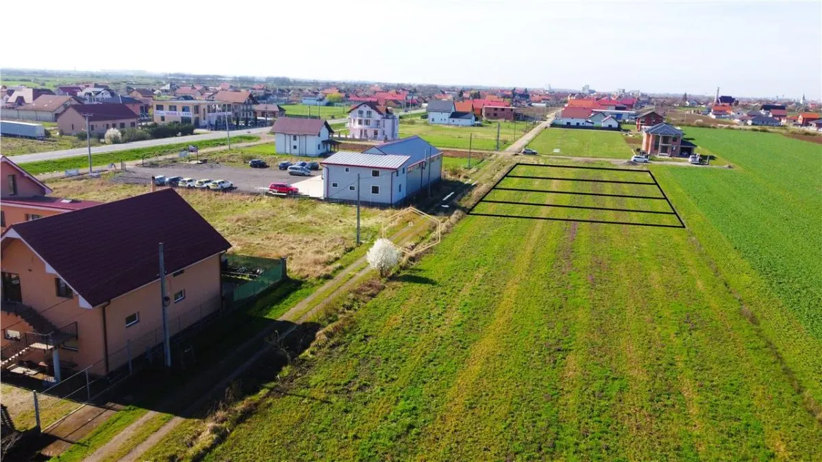 VIDEO | Investitie - O parcela, 4 locuri de casa in Botiz | Proiect imobiliar - foto 2