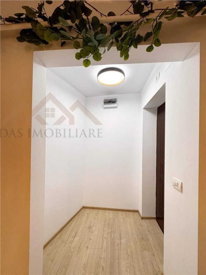 Ultracentral, str. Transilvaniei, apartament 2 camere si boxa - foto 5