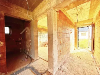 Schimb cu apartament, casa noua cu etaj, in cartier nou Tautii Magheraus - foto 10