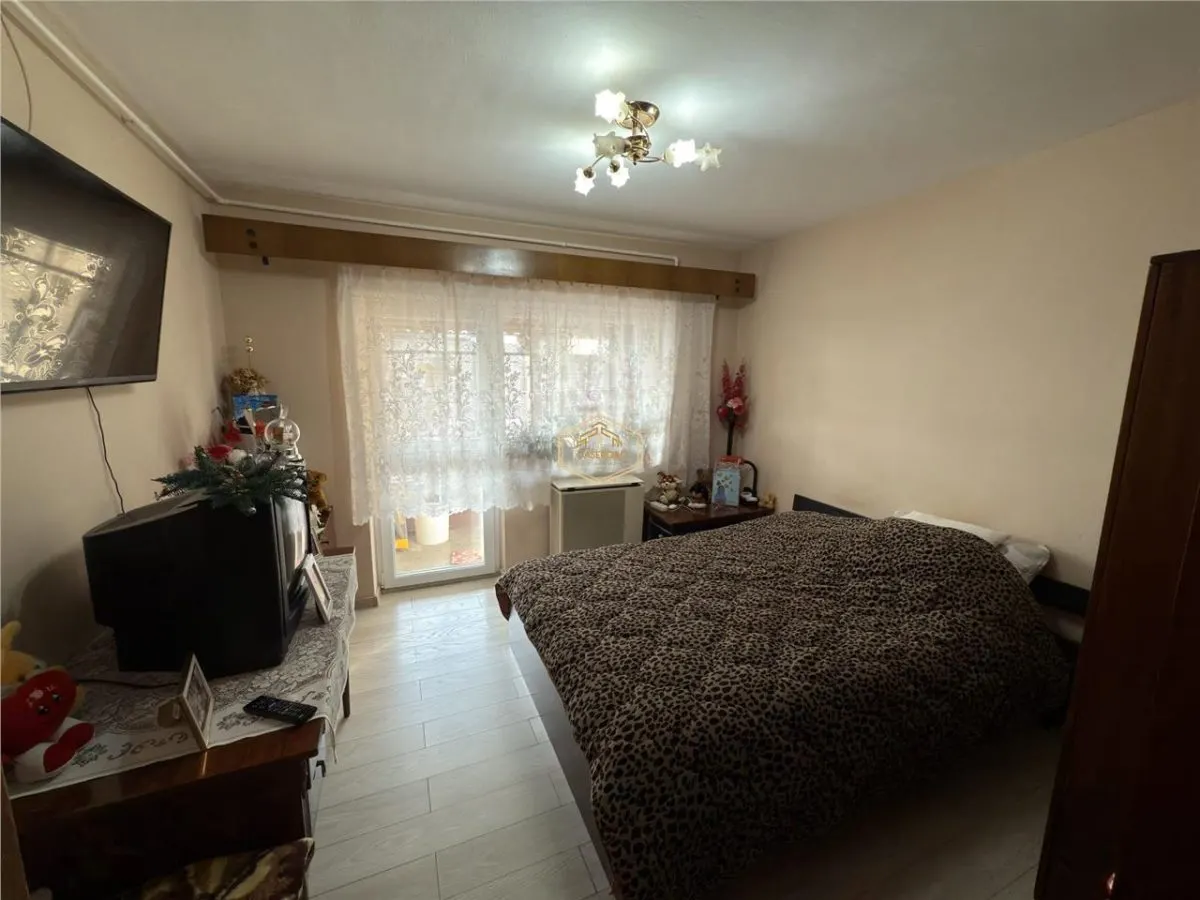 VIDEO | Apartament cu 2 camere decomandat | Micro 17 - foto 7