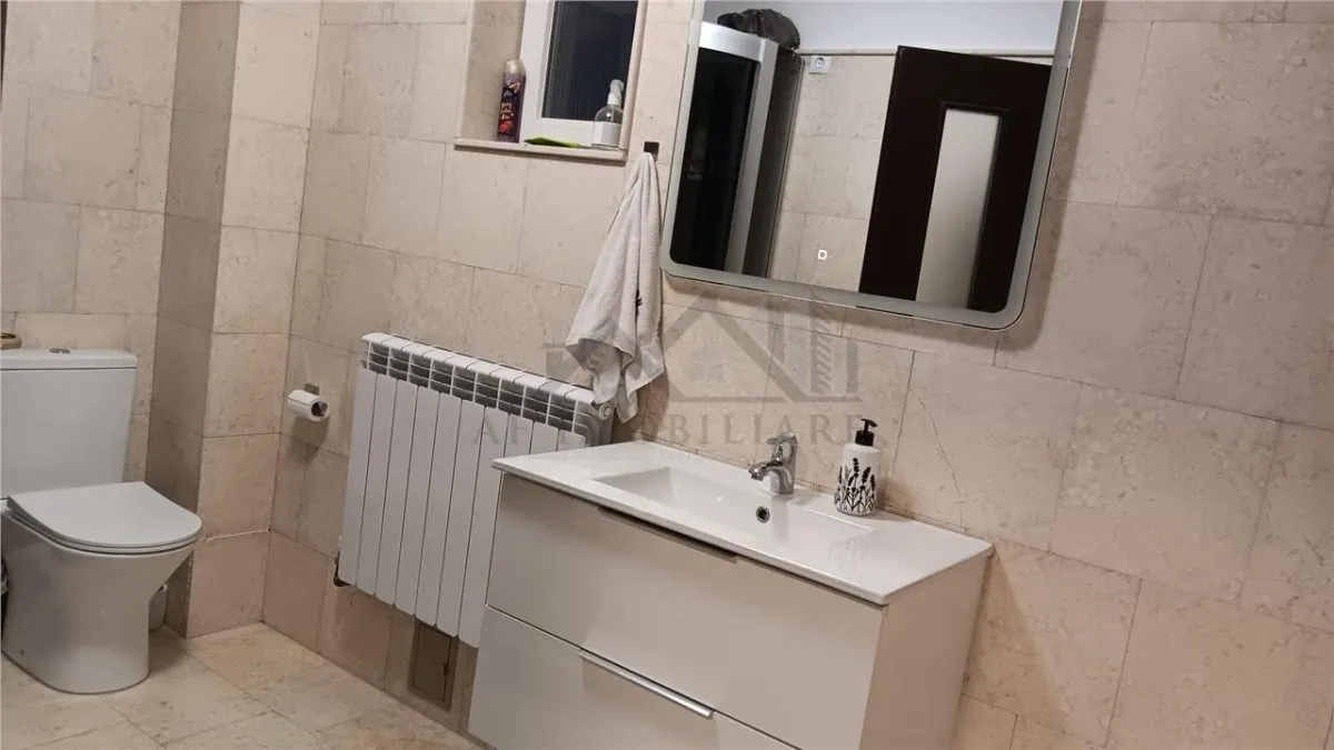 Barnova intersectia cu Pietrarie VILA D+P+M SU=212mp TEREN 1670mp amenajat superb - foto 13