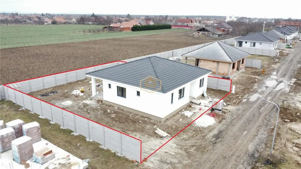 VIDEO | Casa Noua cu 4 camere in Lazuri | Ansamblu rezidential privat - foto 1