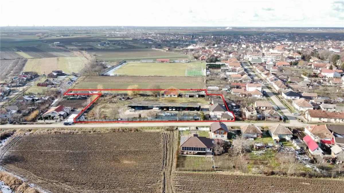 VIDEO | Teren intravilan in suprafata de 7.774 mp | Cladiri in suprafata de 1.029 mp - foto 1