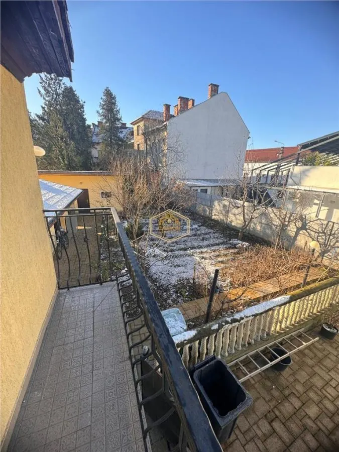 Casa cu 8 camere in Centru | Servicii - Clinica | Teren 700 mp - foto 16