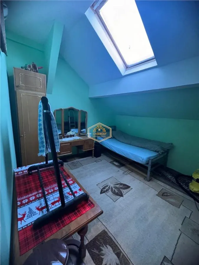 Casa cu 8 camere in Centru | Servicii - Clinica | Teren 700 mp - foto 9