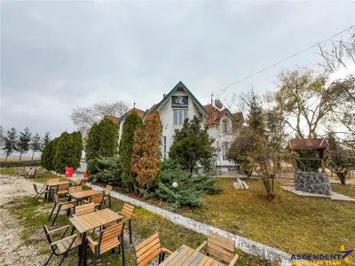 Potential imobiliar remarcabil, recomandat domeniului Petrolier si HoReCa, DN11, Reci, Covasna - foto 12