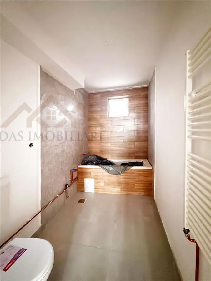 Apartament 2 camere, etaj 3 , bld. Independentei - foto 2