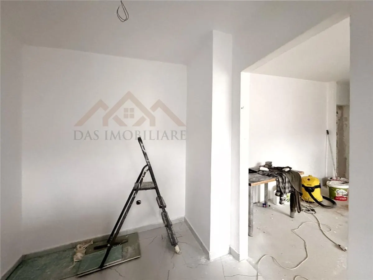 Apartament 2 camere, etaj 3 , bld. Independentei - foto 3