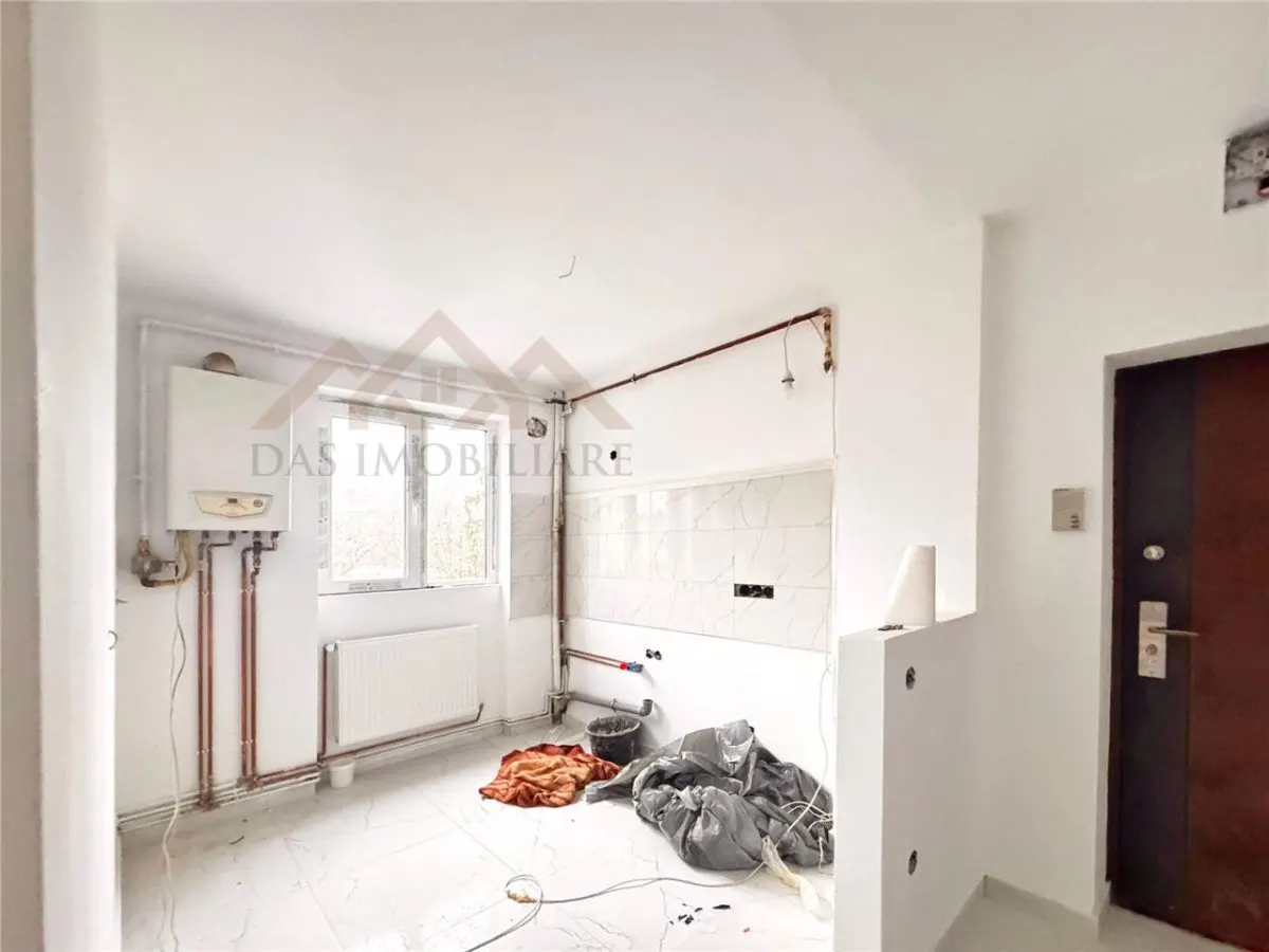 Apartament 2 camere, etaj 3 , bld. Independentei - foto 4