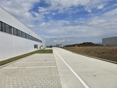Spatiu Industrial - 4600 mp - Productie - Depozitare - Distributie - foto 5