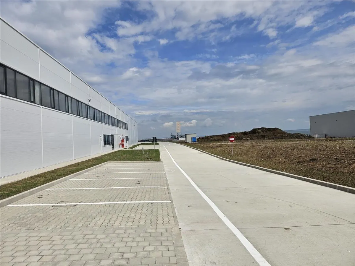 Spatiu Industrial - 4600 mp - Productie - Depozitare - Distributie - foto 5
