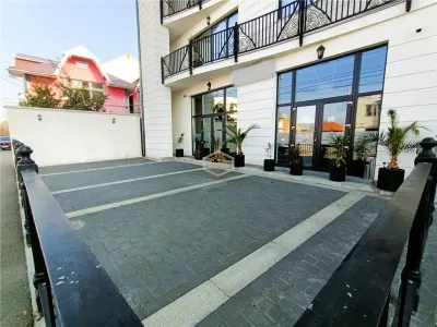 VIDEO | Spatiu comercial - 163 mp | Magazin, Showroom, Clinica | Semicentral - foto 2