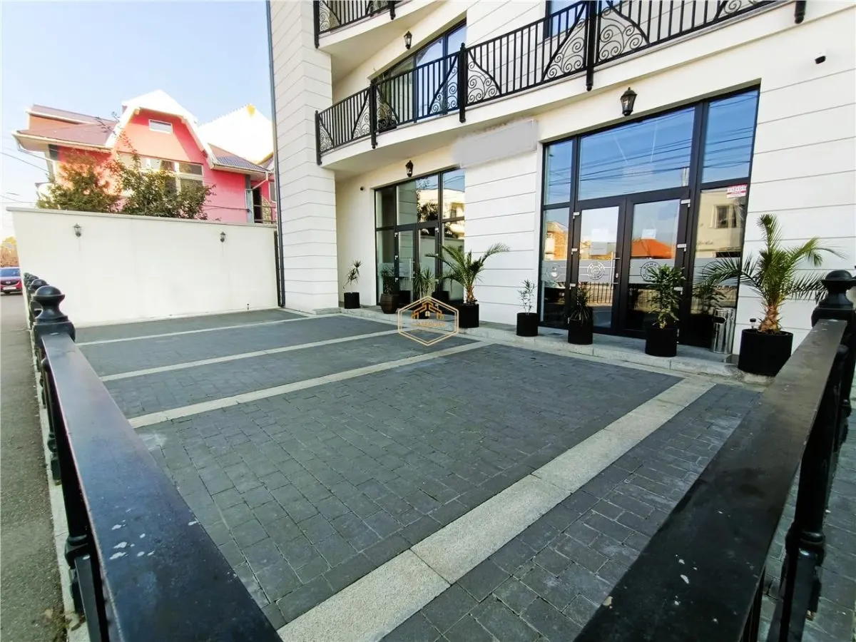 VIDEO | Spatiu comercial - 163 mp | Magazin, Showroom, Clinica | Semicentral - foto 2
