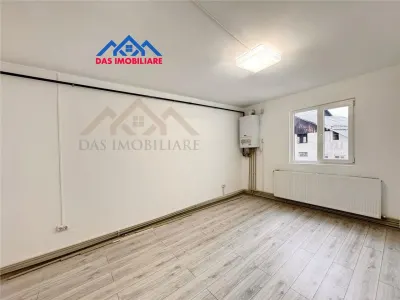 Garsoniera renovata, etaj 2, str. Berzei - foto 5