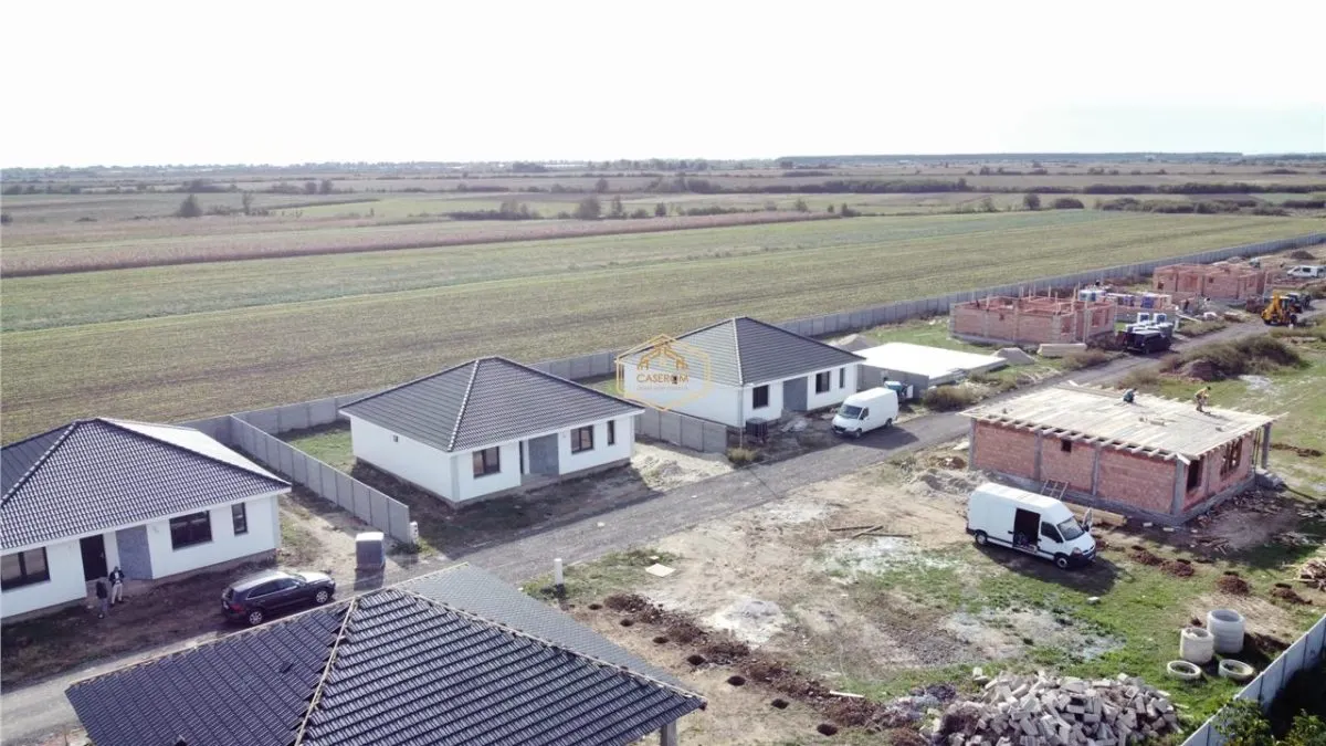 Casa ta de vis in Lazuri | Confort modern la doar 10 minute de Satu Mare - foto 1