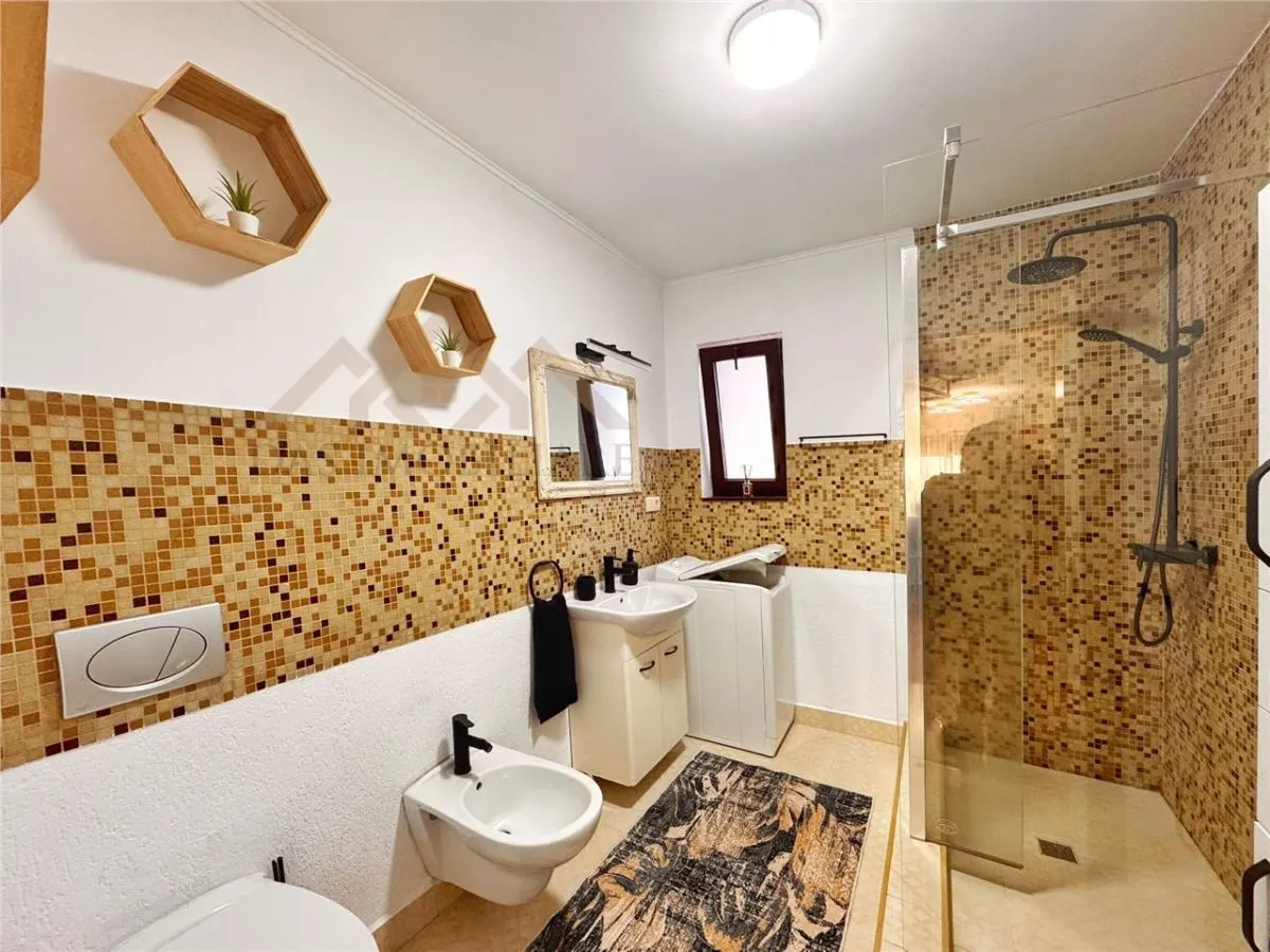 Apartament 3 camere si loc de parcare zona Marul de Aur - foto 5