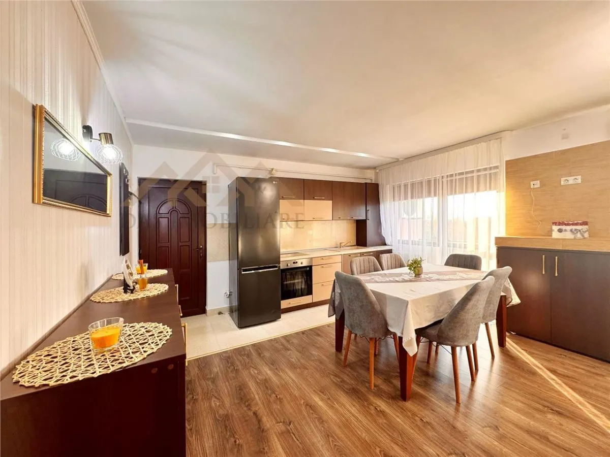 Apartament 3 camere si loc de parcare zona Marul de Aur - foto 10