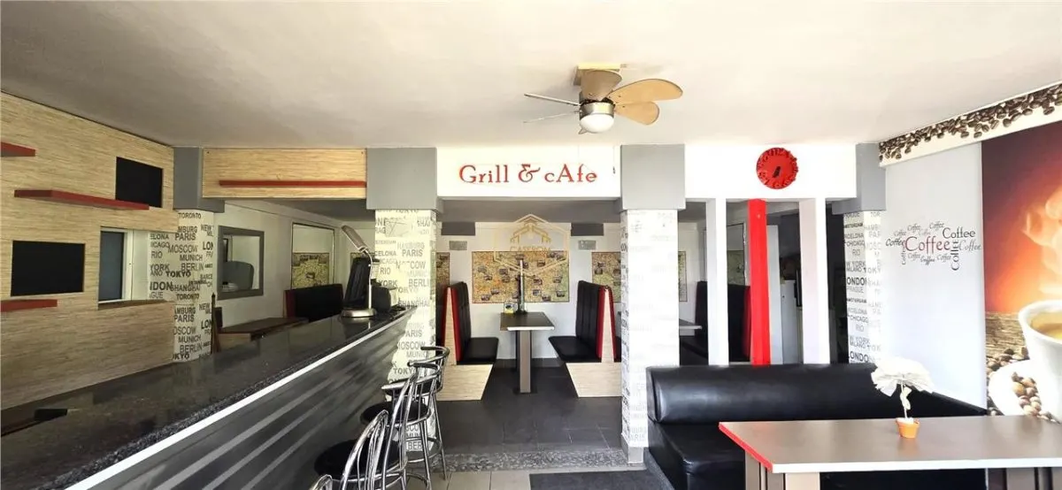Spațiu Comercial Amenajat pentru Restaurant | Fast Food la 25 m de Vama Petea - foto 1