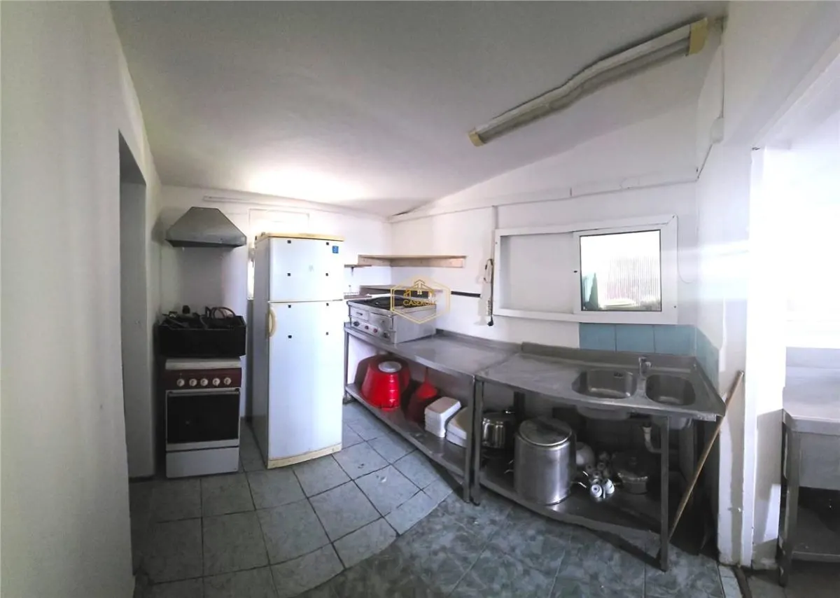 Spațiu Comercial Amenajat pentru Restaurant | Fast Food la 25 m de Vama Petea - foto 11