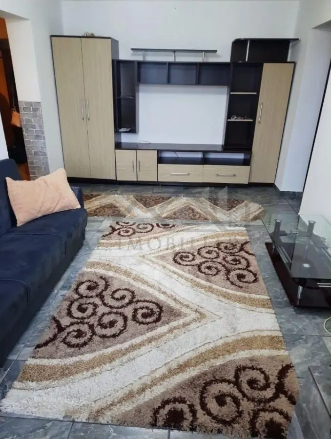 Apartament 3 camere Podu Ros - foto 4