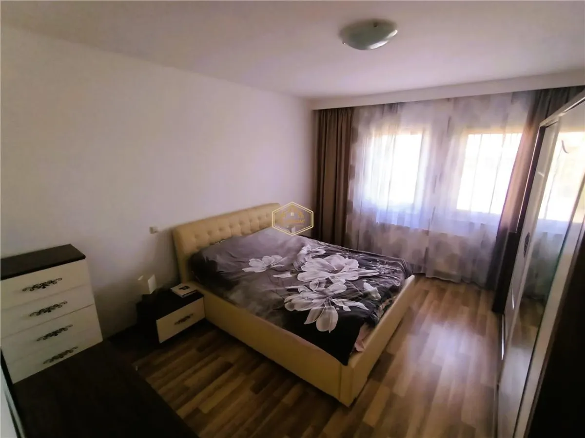 Proprietate cu 4 camere in vecinatatea Cetatii Medievale - foto 12