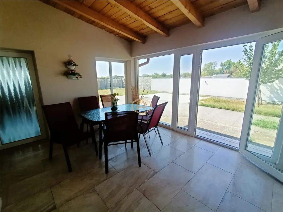 Proprietate cu 4 camere in vecinatatea Cetatii Medievale - foto 19
