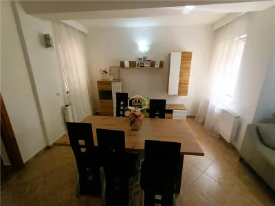 Proprietate cu 4 camere in vecinatatea Cetatii Medievale - foto 9